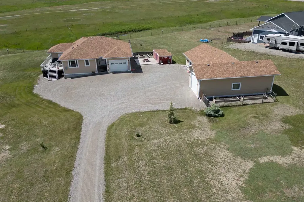 5 Walking Plow Estates Cowley AB T0K 0P0