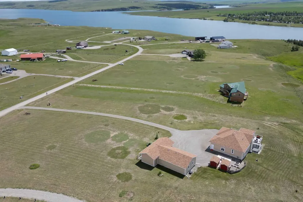 5 Walking Plow Estates Cowley AB T0K 0P0