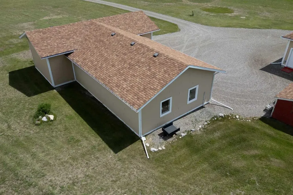 5 Walking Plow Estates Cowley AB T0K 0P0