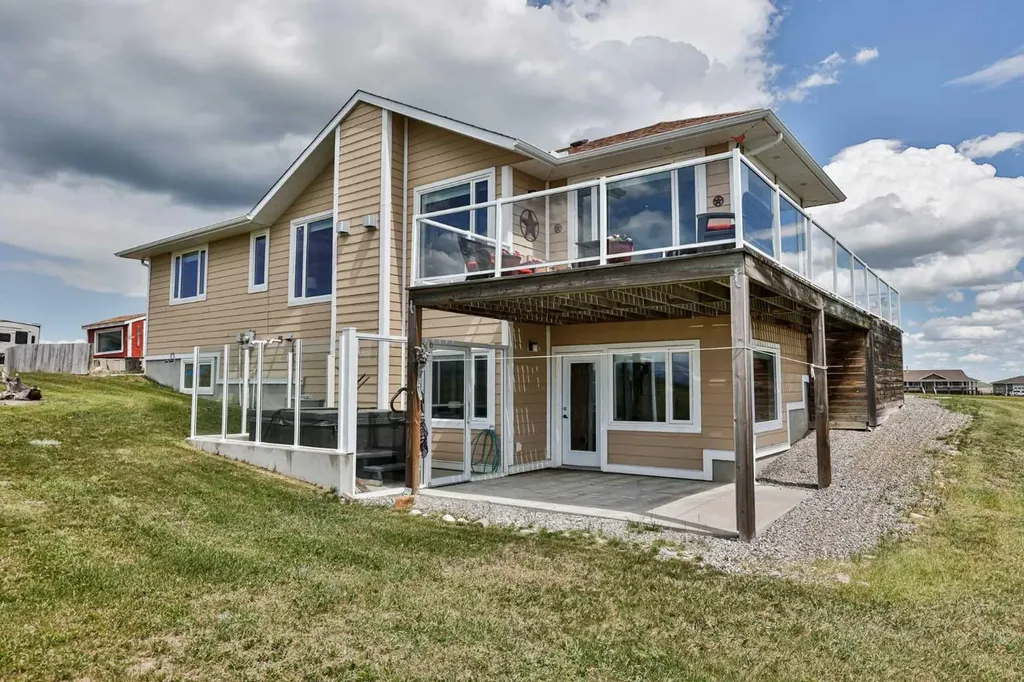5 Walking Plow Estates Cowley AB T0K 0P0