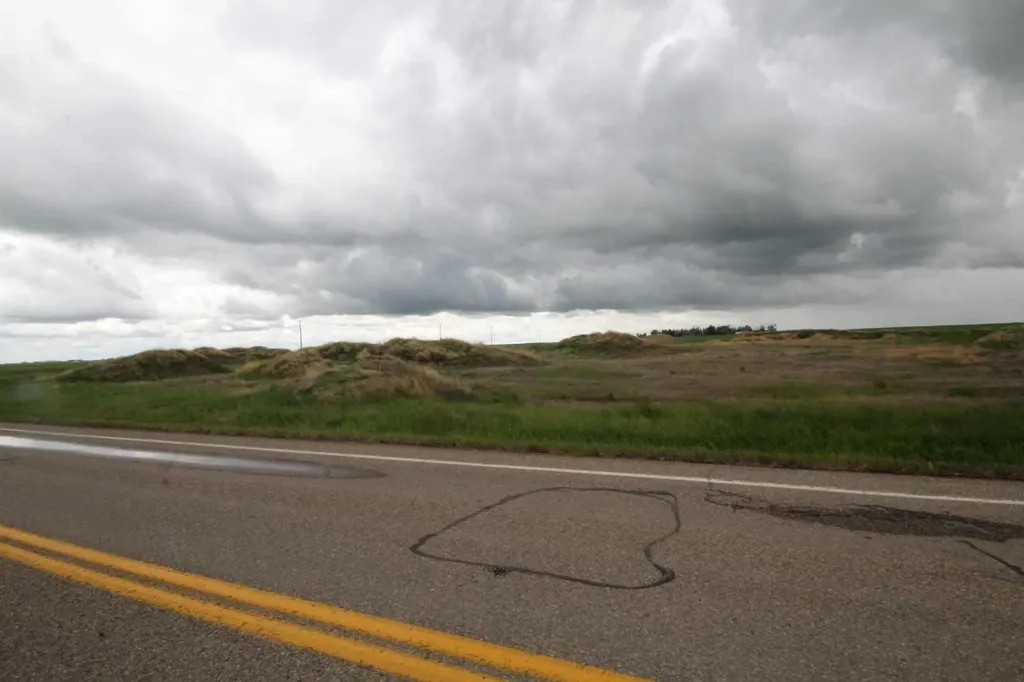 271016 Township Road 264 Rural Rocky View County AB T0M1B0