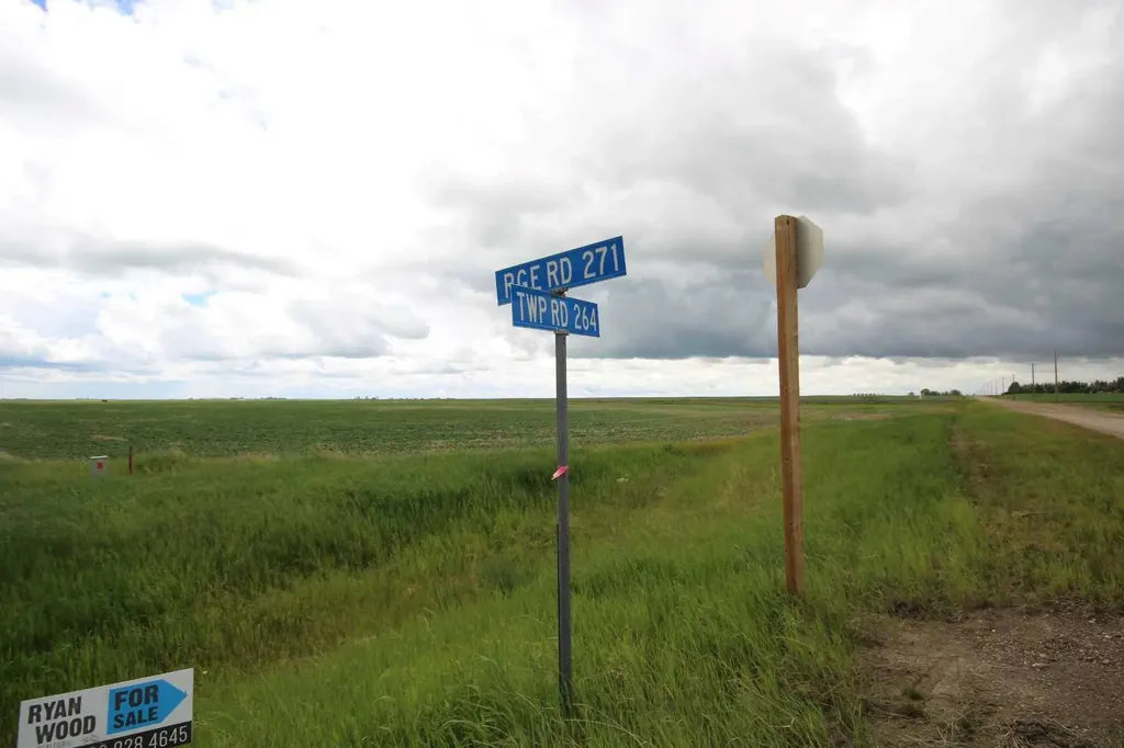 271016 Township Road 264 Rural Rocky View County AB T0M1B0