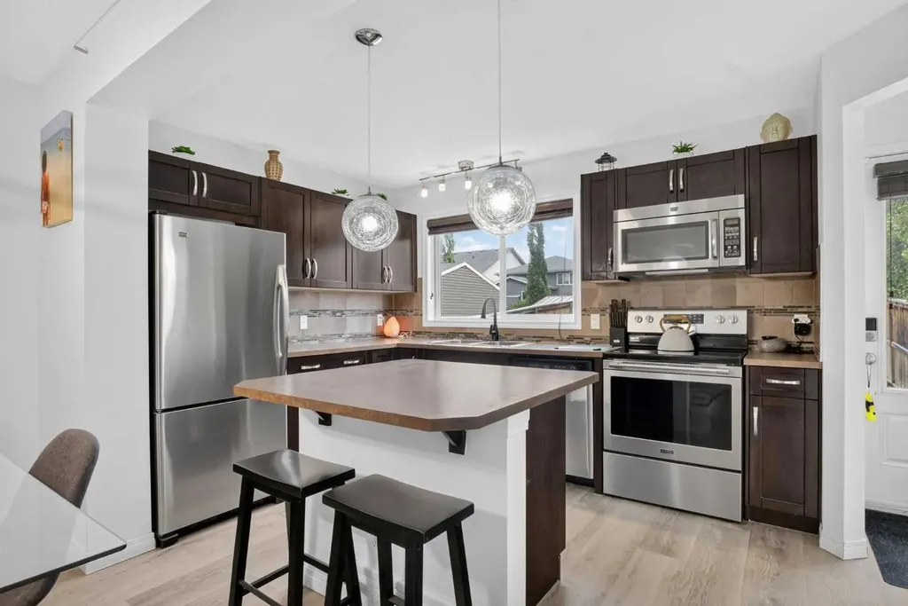60 Auburn Bay Boulevard SE Calgary AB T3M 0V7