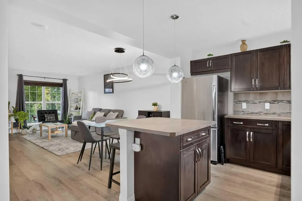 60 Auburn Bay Boulevard SE Calgary AB T3M 0V7