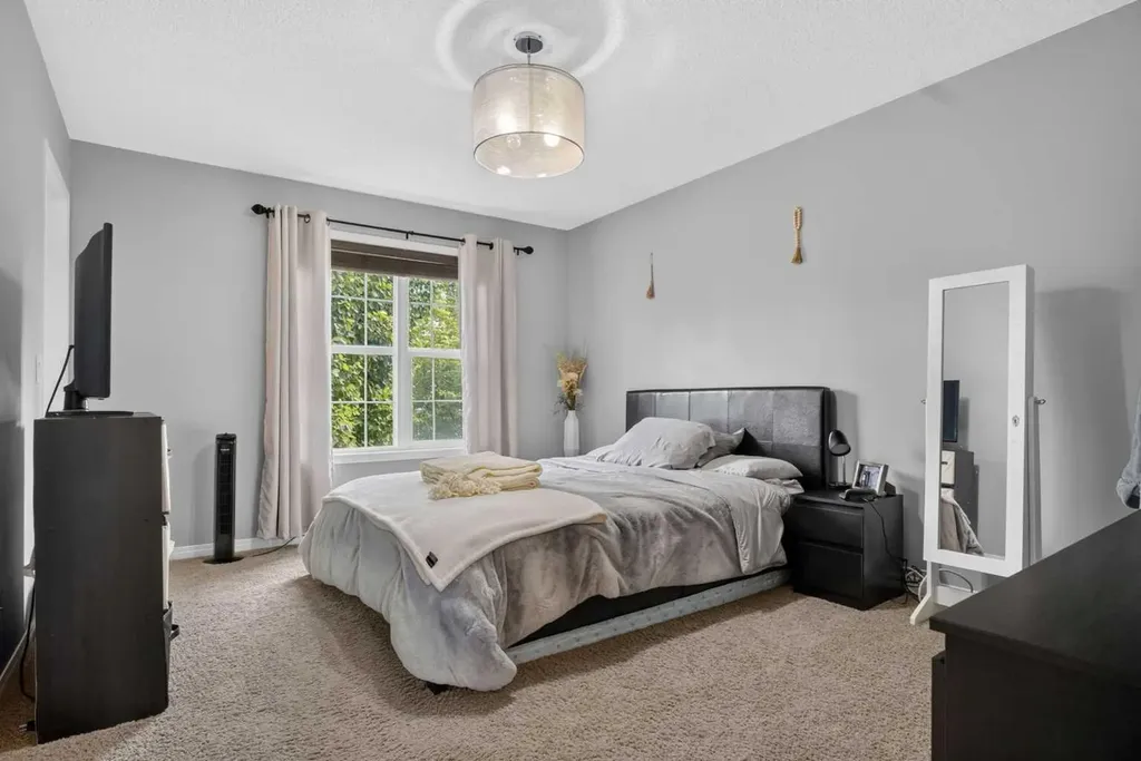 60 Auburn Bay Boulevard SE Calgary AB T3M 0V7