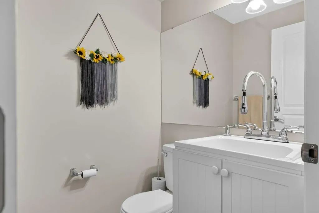 60 Auburn Bay Boulevard SE Calgary AB T3M 0V7