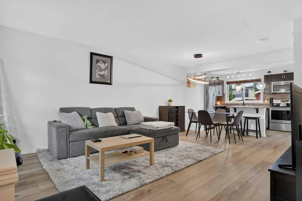 60 Auburn Bay Boulevard SE Calgary AB T3M 0V7