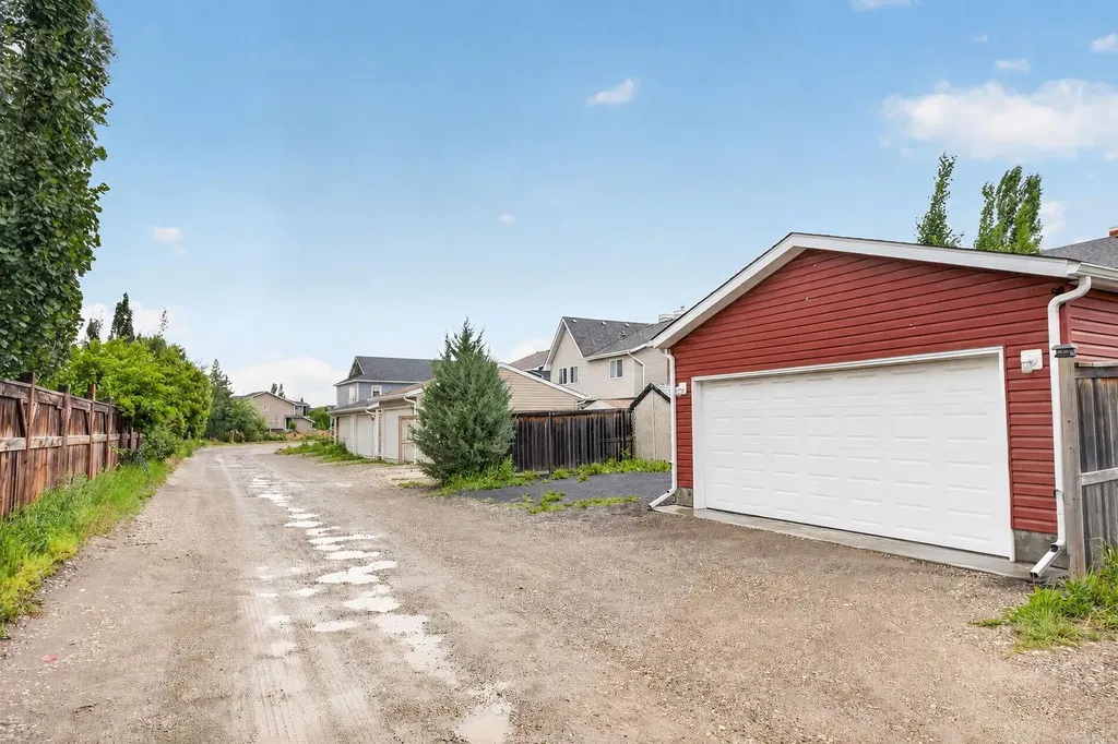 60 Auburn Bay Boulevard SE Calgary AB T3M 0V7