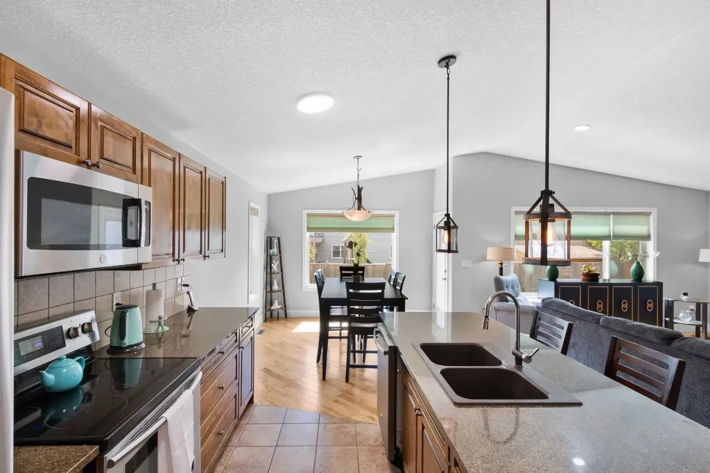 29 Sandpiper Drive Didsbury AB T0M0W0