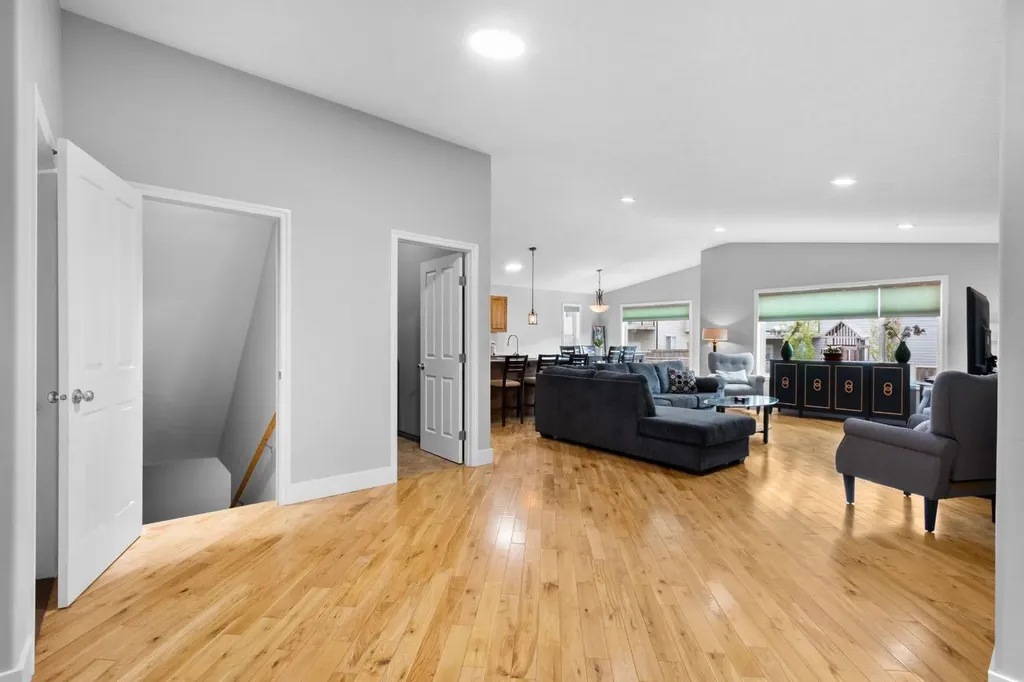 29 Sandpiper Drive Didsbury AB T0M0W0