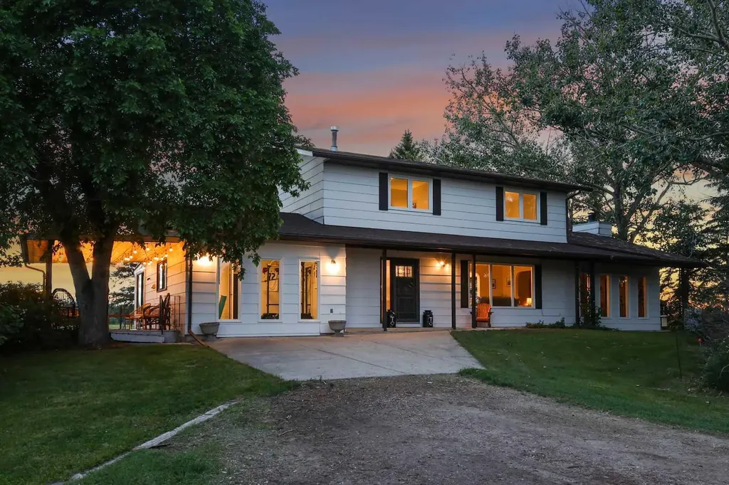 260195 274 Range Rural Rocky View County AB T4A 1J1