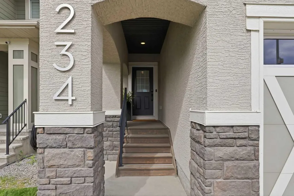 234 Mahogany Passage SE Calgary AB T3M 2J8