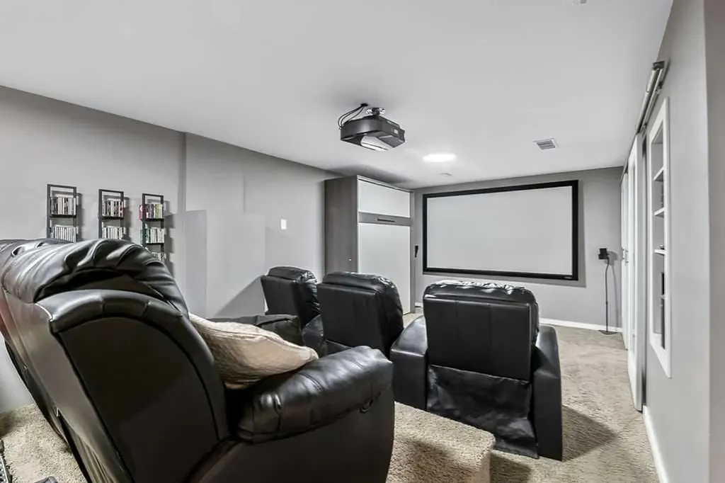 113 Harvest Oak Rise NE Calgary AB T3K 4T9