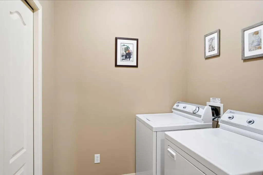 925 Imperial Drive Diamond Valley AB T0L2A0