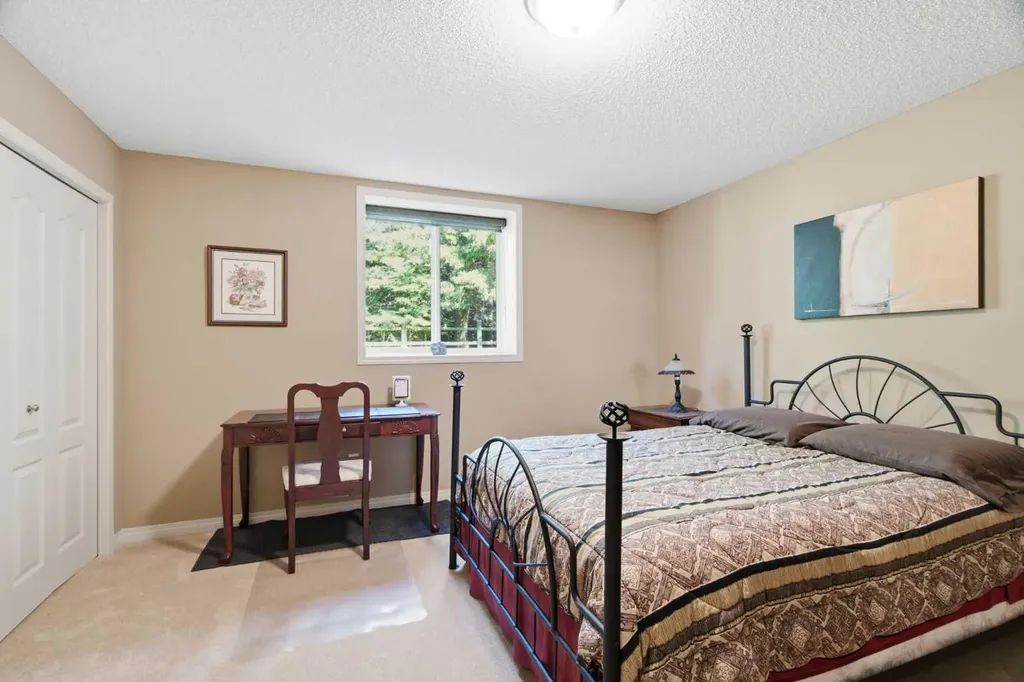 925 Imperial Drive Diamond Valley AB T0L2A0