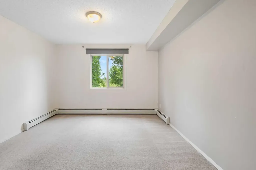 8 Bridlecrest Drive SW Calgary AB T2Y 0H6