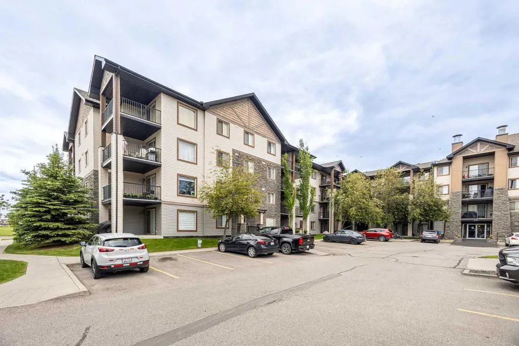 8 Bridlecrest Drive SW Calgary AB T2Y 0H6