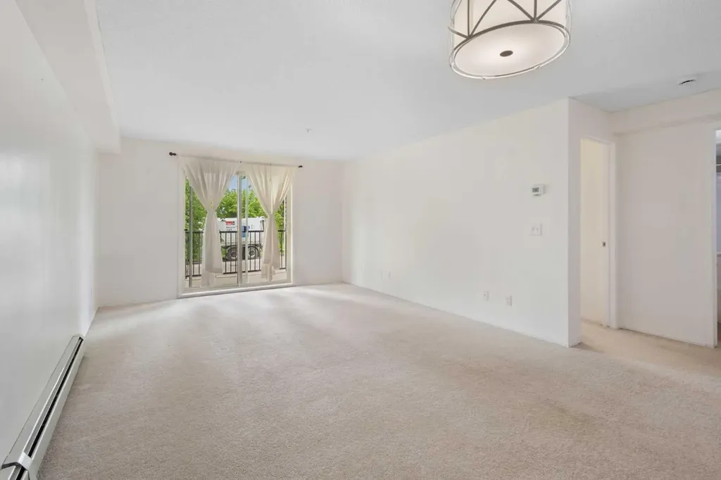 8 Bridlecrest Drive SW Calgary AB T2Y 0H6