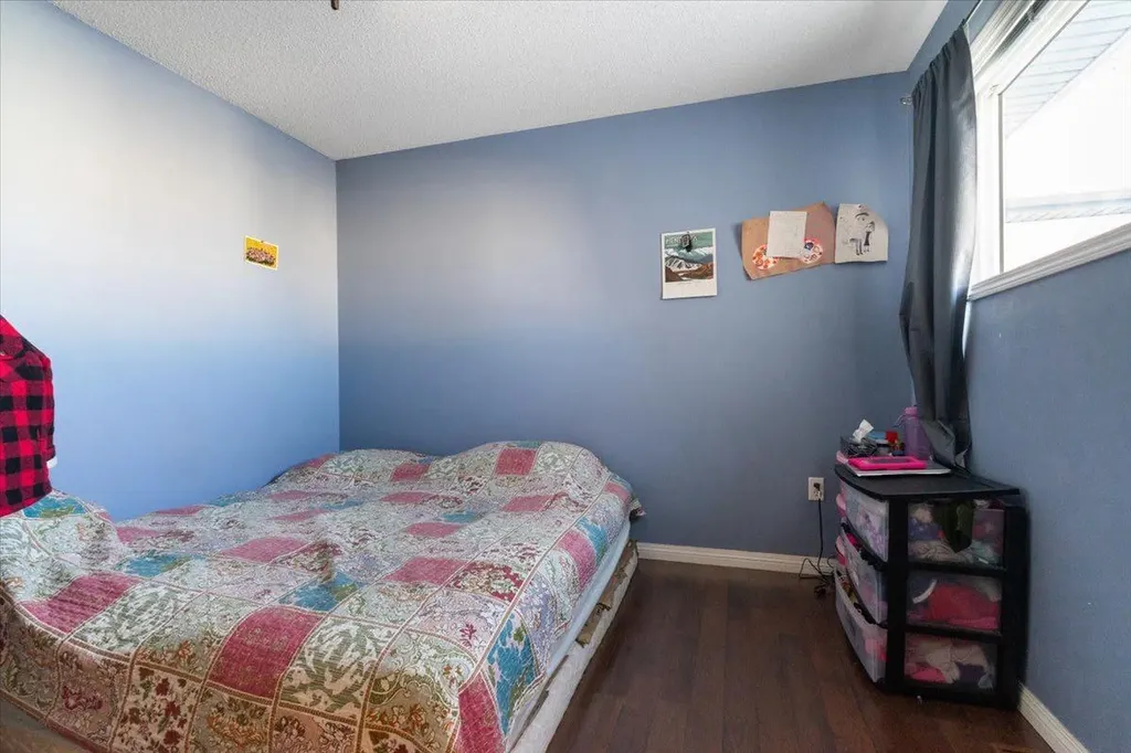 9109 112 Avenue Grande Prairie AB T8X 1K5