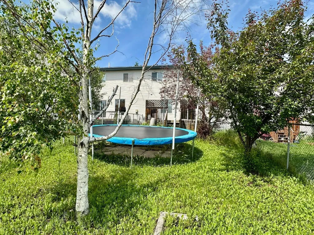 9109 112 Avenue Grande Prairie AB T8X 1K5
