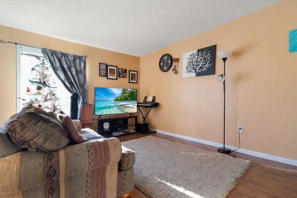 9109 112 Avenue Grande Prairie AB T8X 1K5