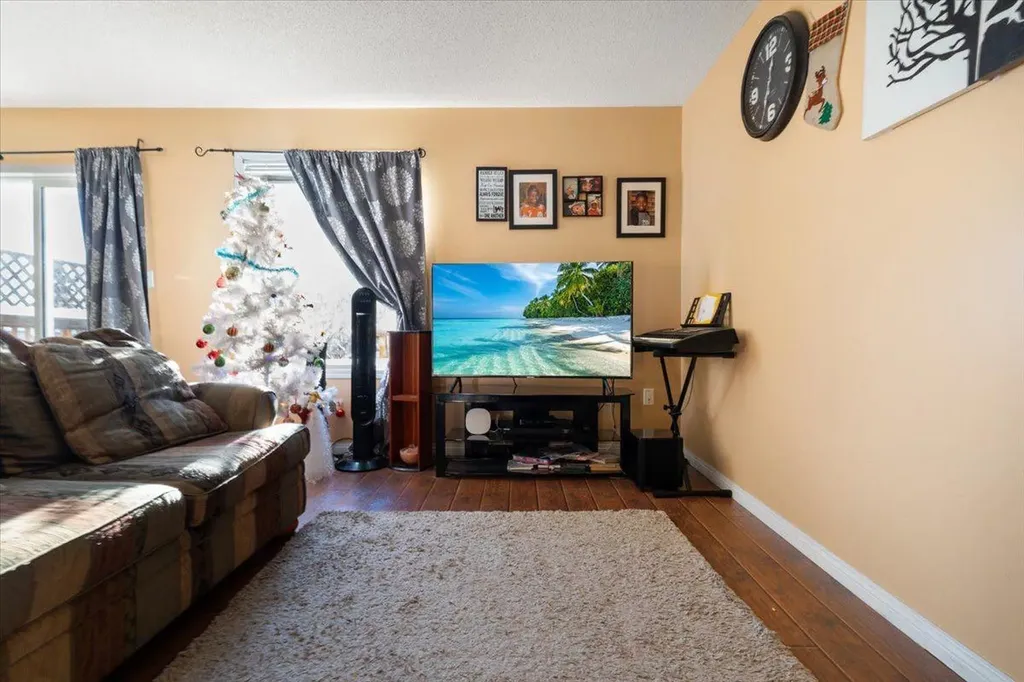 9109 112 Avenue Grande Prairie AB T8X 1K5
