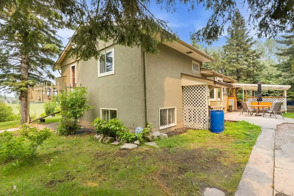 402 Boake Avenue Cremona AB T0M 0R0