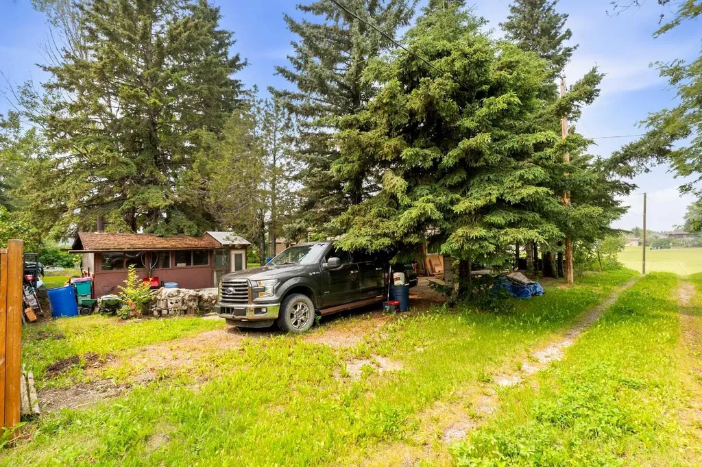 402 Boake Avenue Cremona AB T0M 0R0