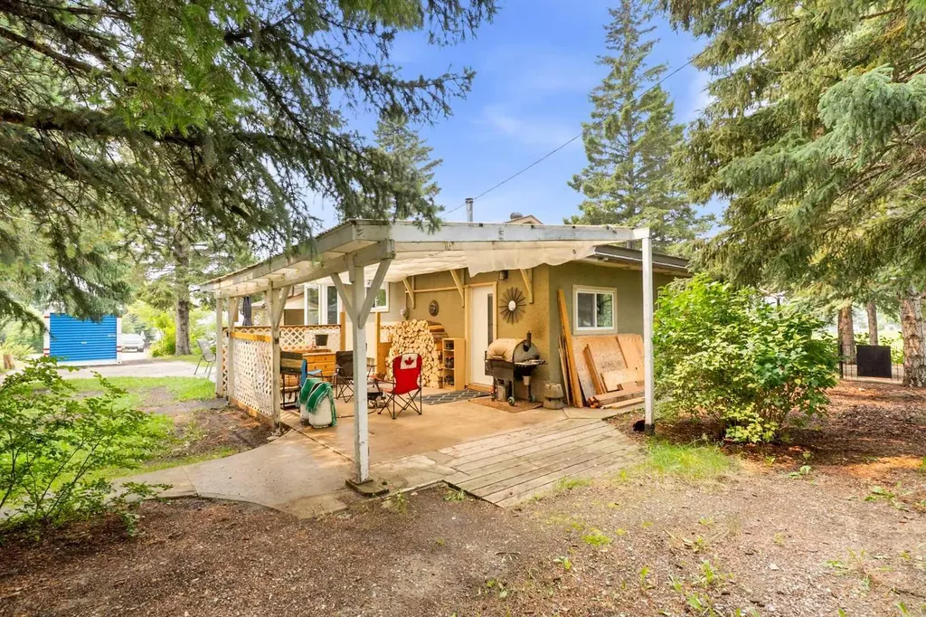 402 Boake Avenue Cremona AB T0M 0R0