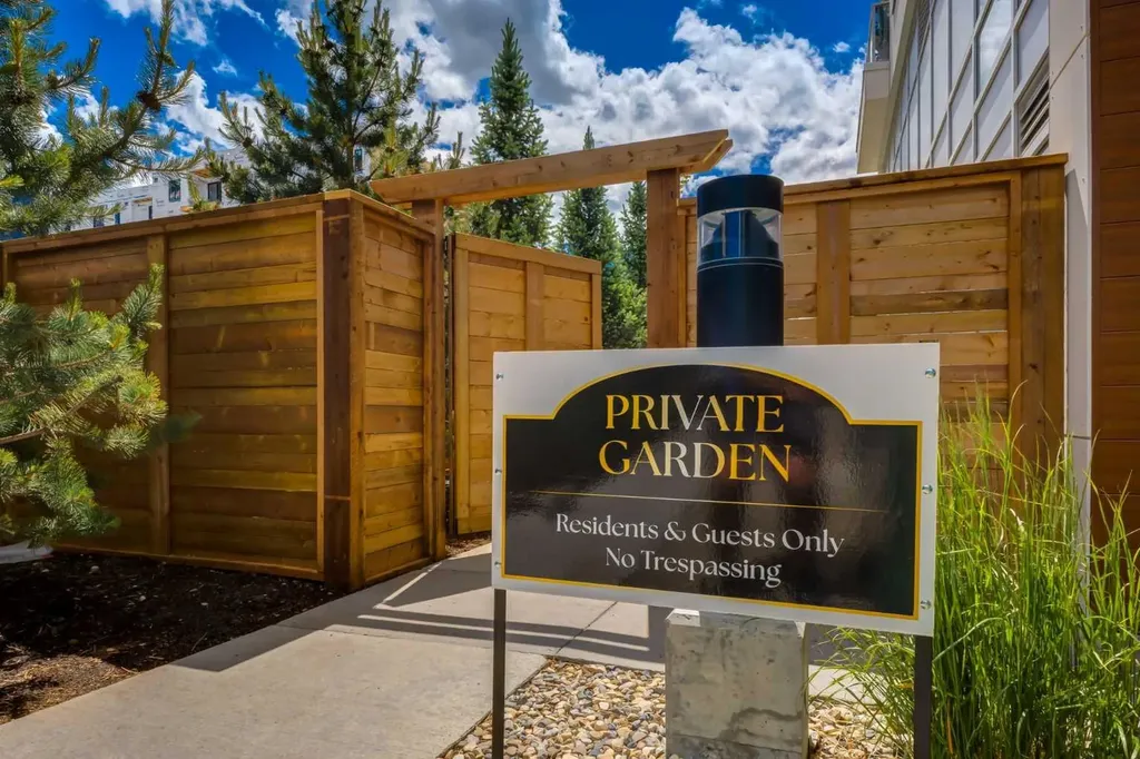 8445 Broadcast Avenue SW Calgary AB T3H 6B6