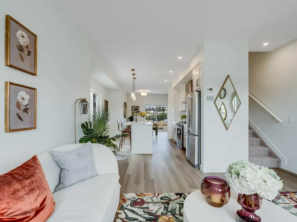 200 Southridge Drive Okotoks AB T1S 5P9