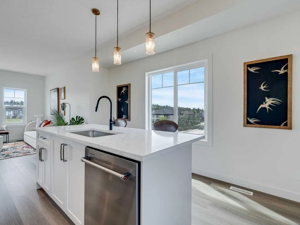 200 Southridge Drive Okotoks AB T1S 5P9
