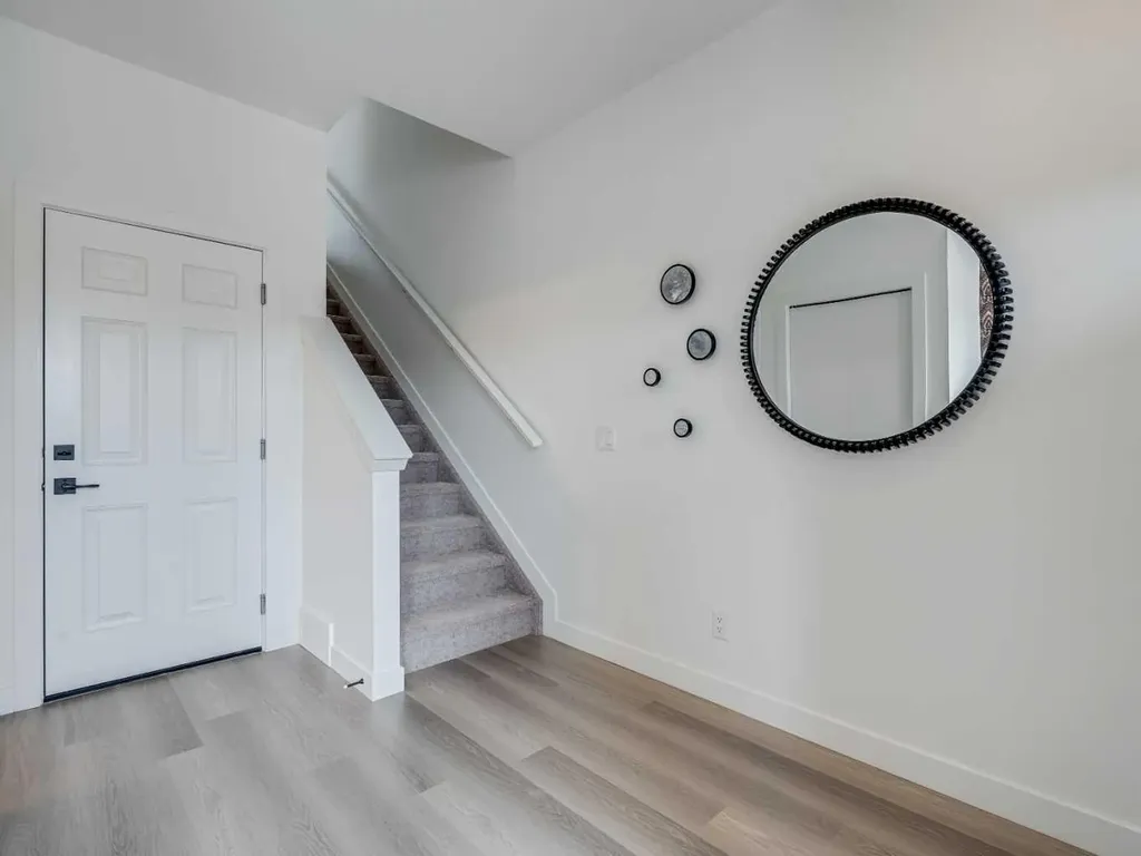 200 Southridge Drive Okotoks AB T1S 5P9