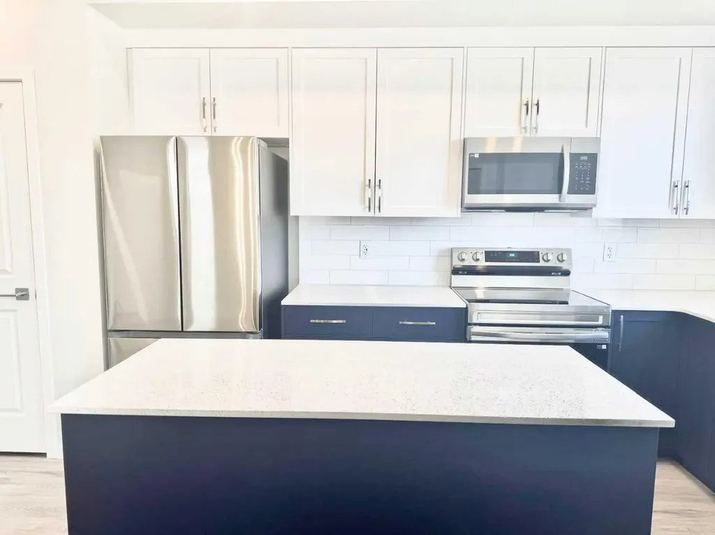 94 Aquila Drive Calgary AB T3R 2C4
