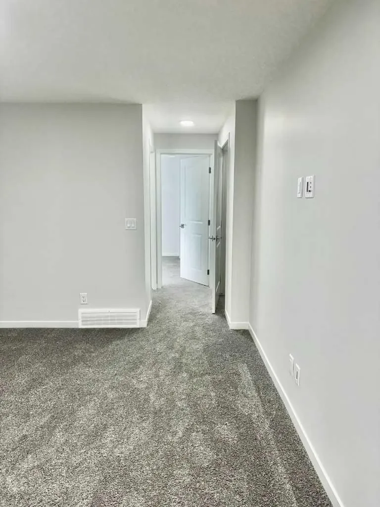 94 Aquila Drive Calgary AB T3R 2C4