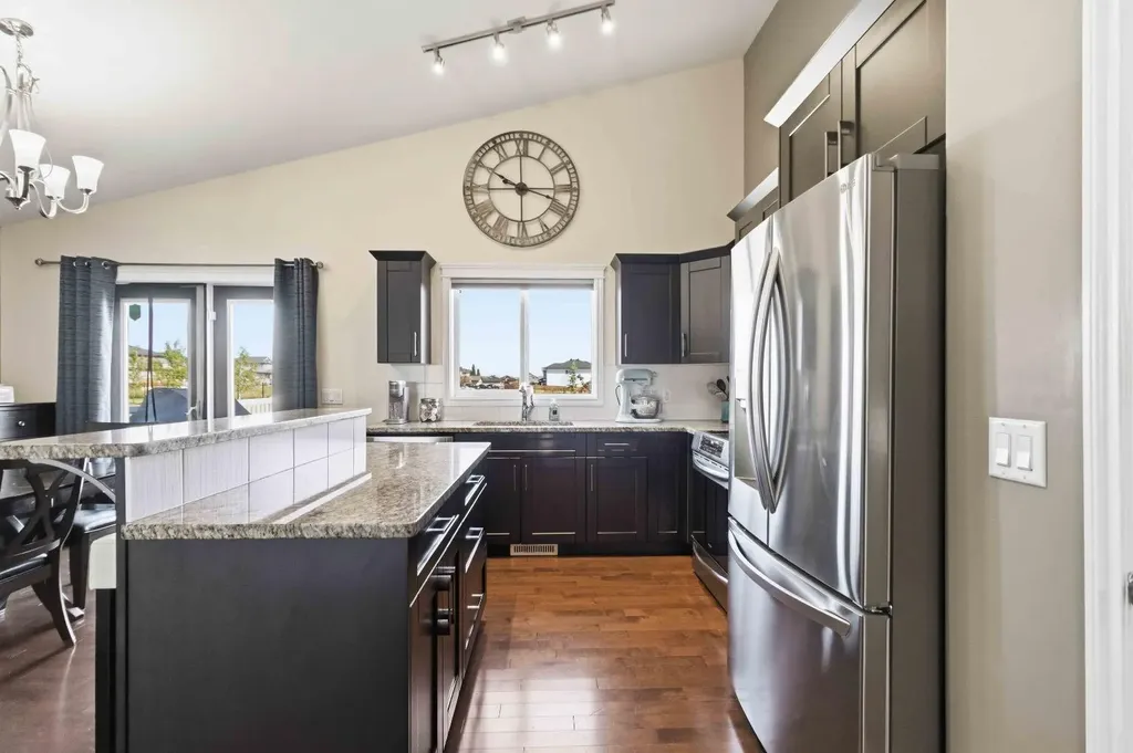 172 Huberman Way Fort Mcmurray AB T9K 0Z9