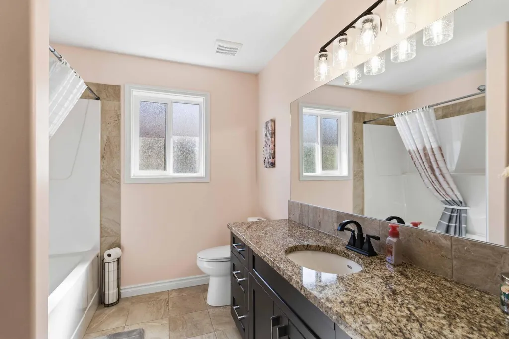 172 Huberman Way Fort Mcmurray AB T9K 0Z9