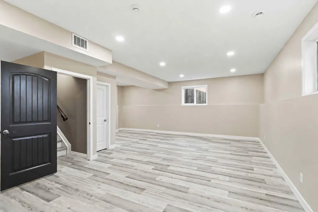 172 Huberman Way Fort Mcmurray AB T9K 0Z9