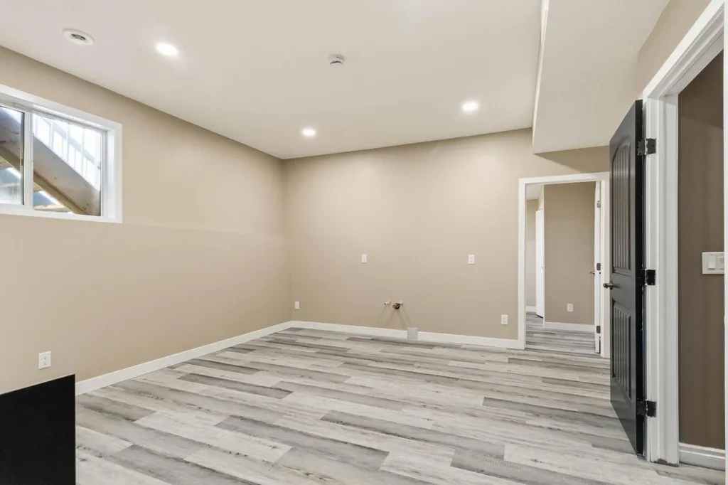172 Huberman Way Fort Mcmurray AB T9K 0Z9