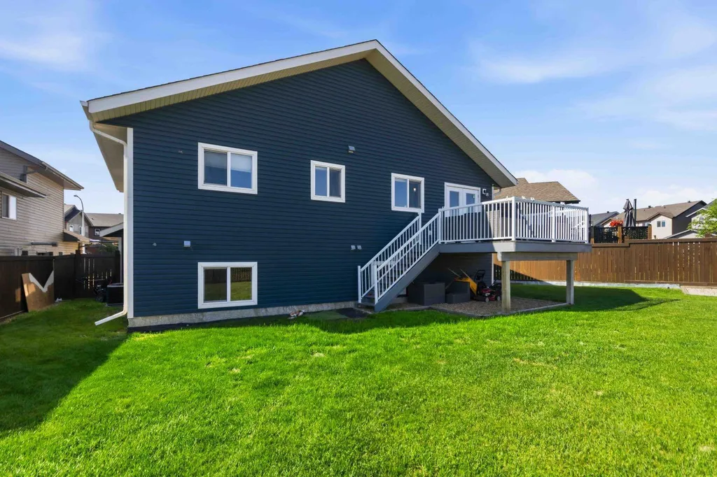 172 Huberman Way Fort Mcmurray AB T9K 0Z9