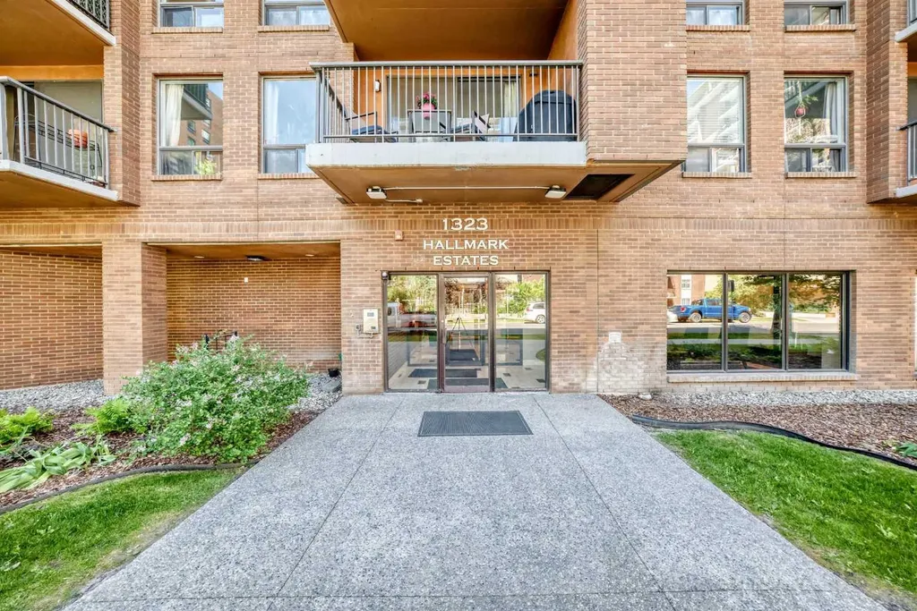 1323 15 Avenue SW Calgary AB T3C 0X8