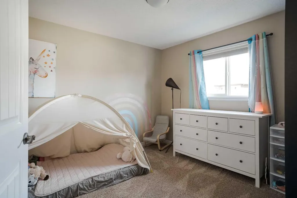 140 Heibert Bay Fort Mcmurray AB T9K 2X2