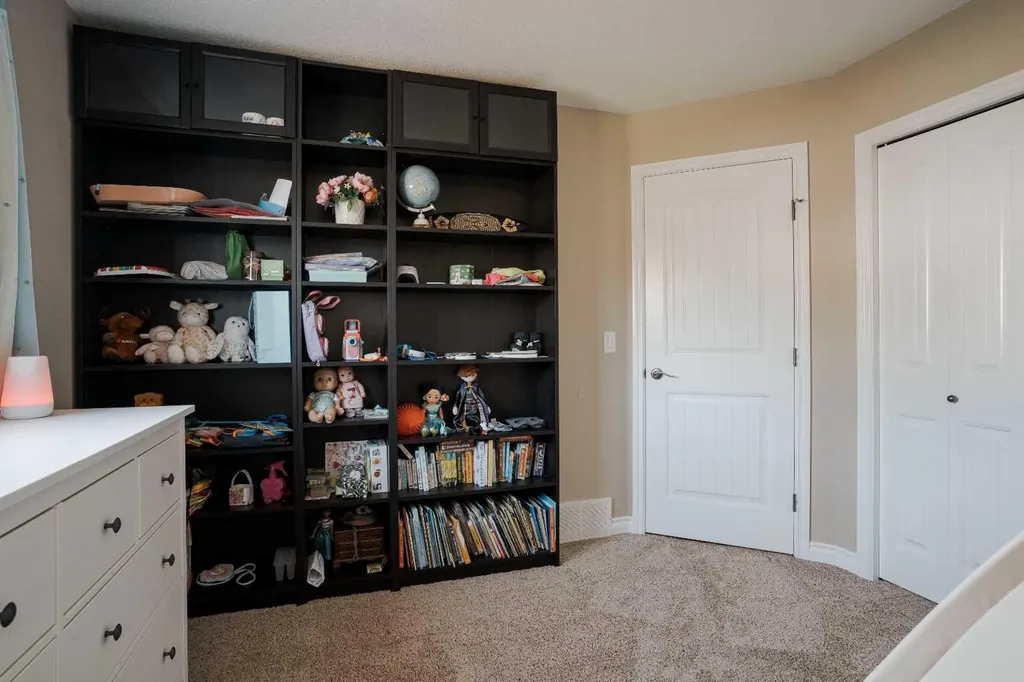 140 Heibert Bay Fort Mcmurray AB T9K 2X2