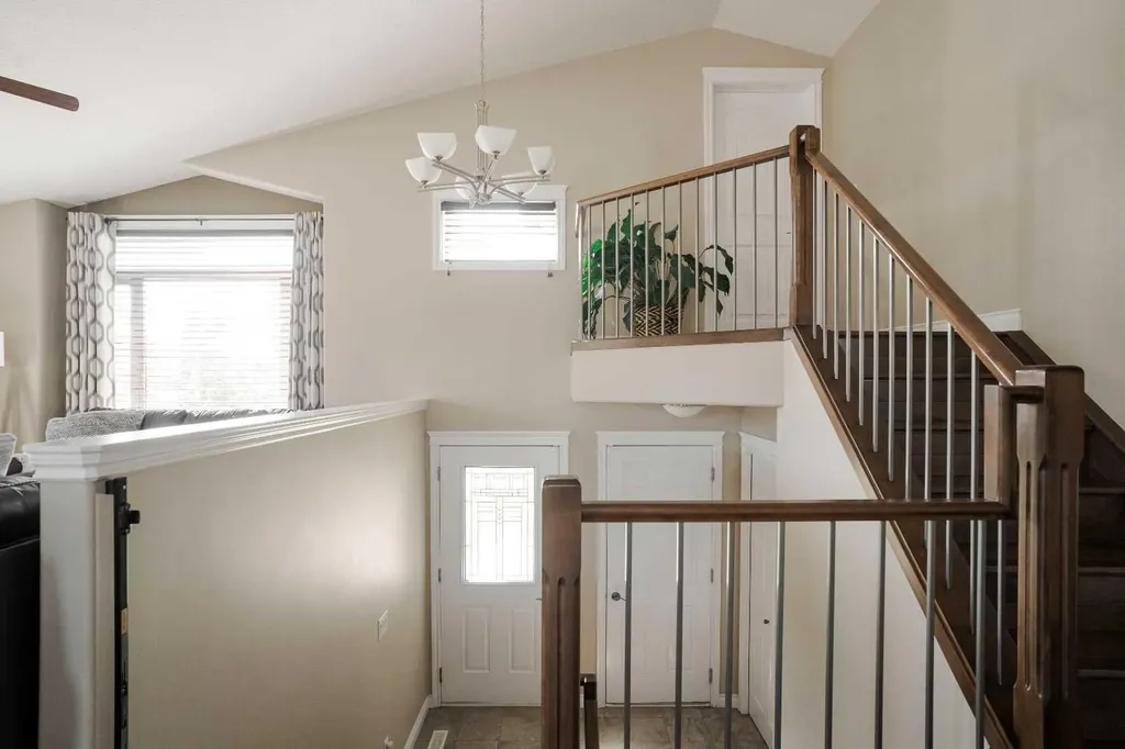 140 Heibert Bay Fort Mcmurray AB T9K 2X2