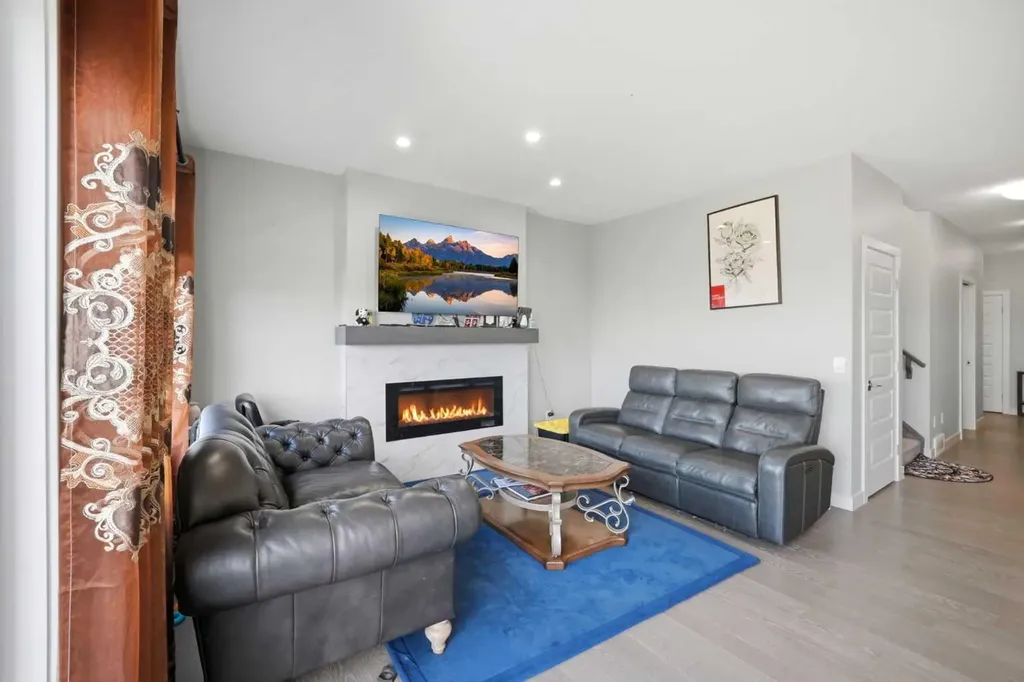 107 Savanna Way NE Calgary AB T3J 0Y6