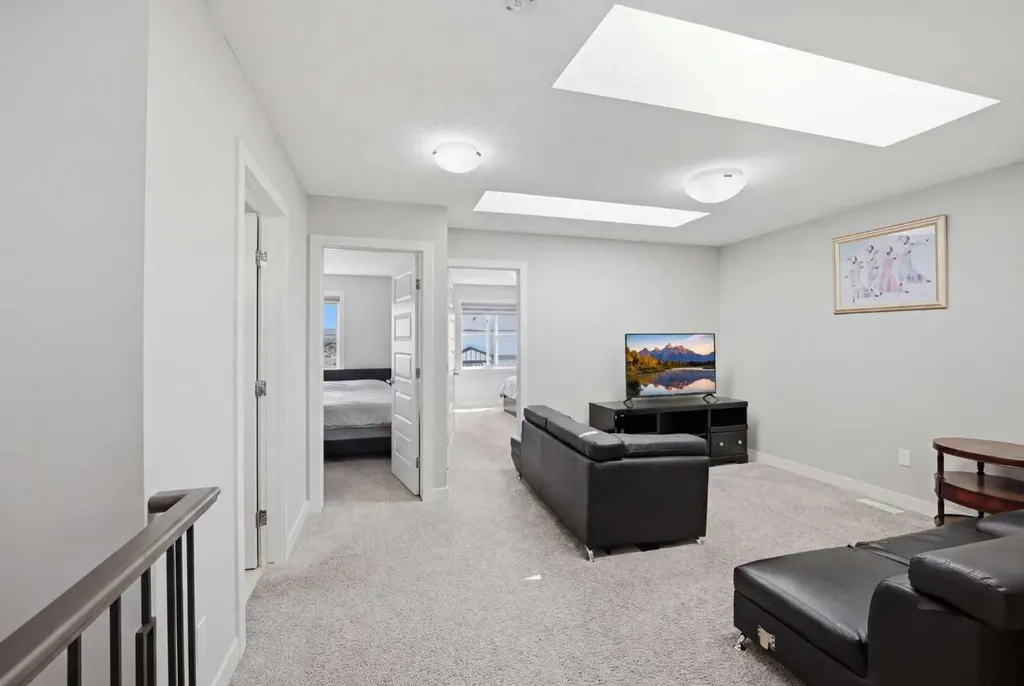 107 Savanna Way Way E Calgary AB T3J 0Y6