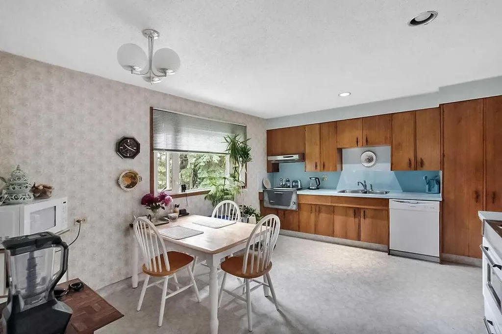 3415 Utah Crescent NW Calgary AB T2N 4A9