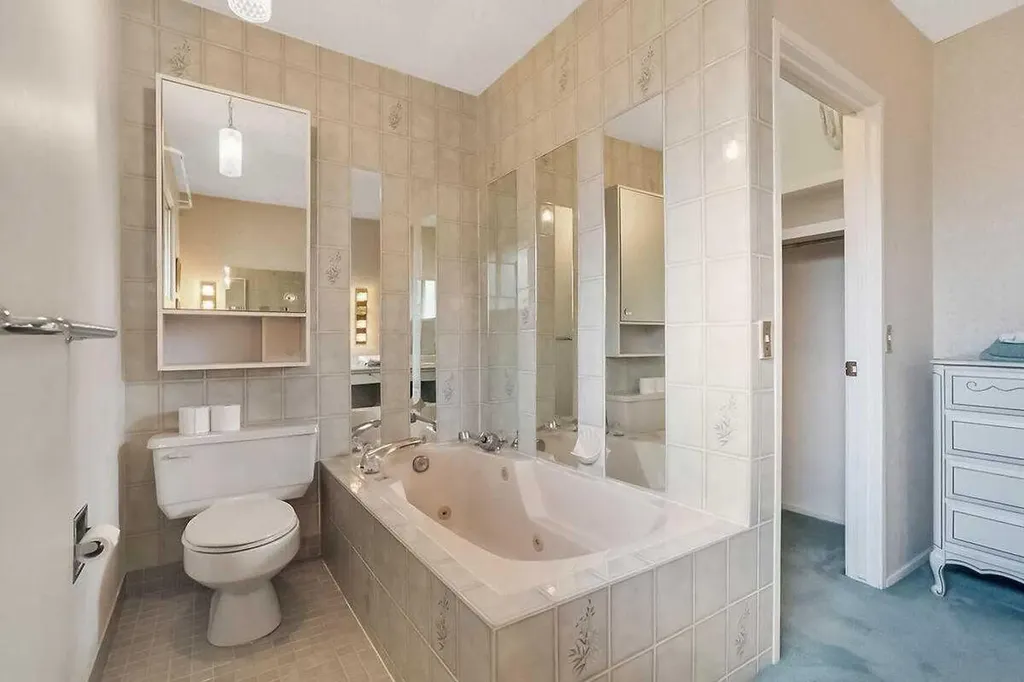 3415 Utah Crescent NW Calgary AB T2N 4A9