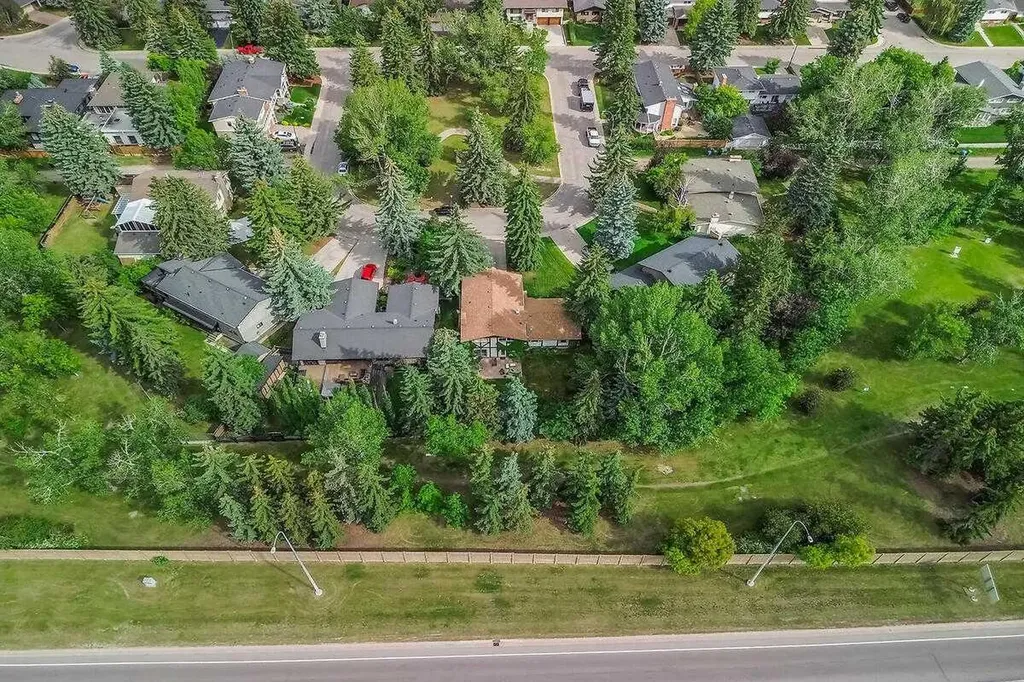 3415 Utah Crescent NW Calgary AB T2N 4A9