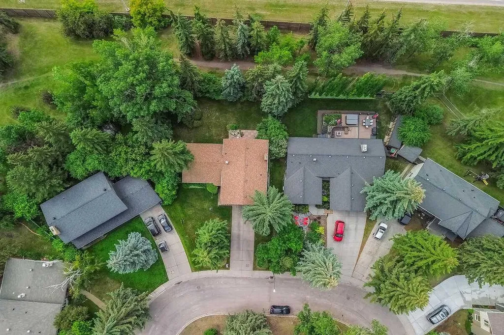 3415 Utah Crescent NW Calgary AB T2N 4A9